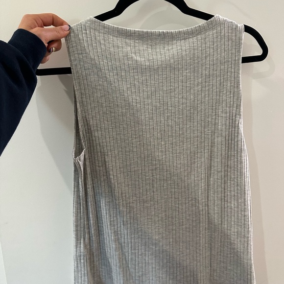 Gray Ribbed Button-Down Tank - Picture 3 of 3